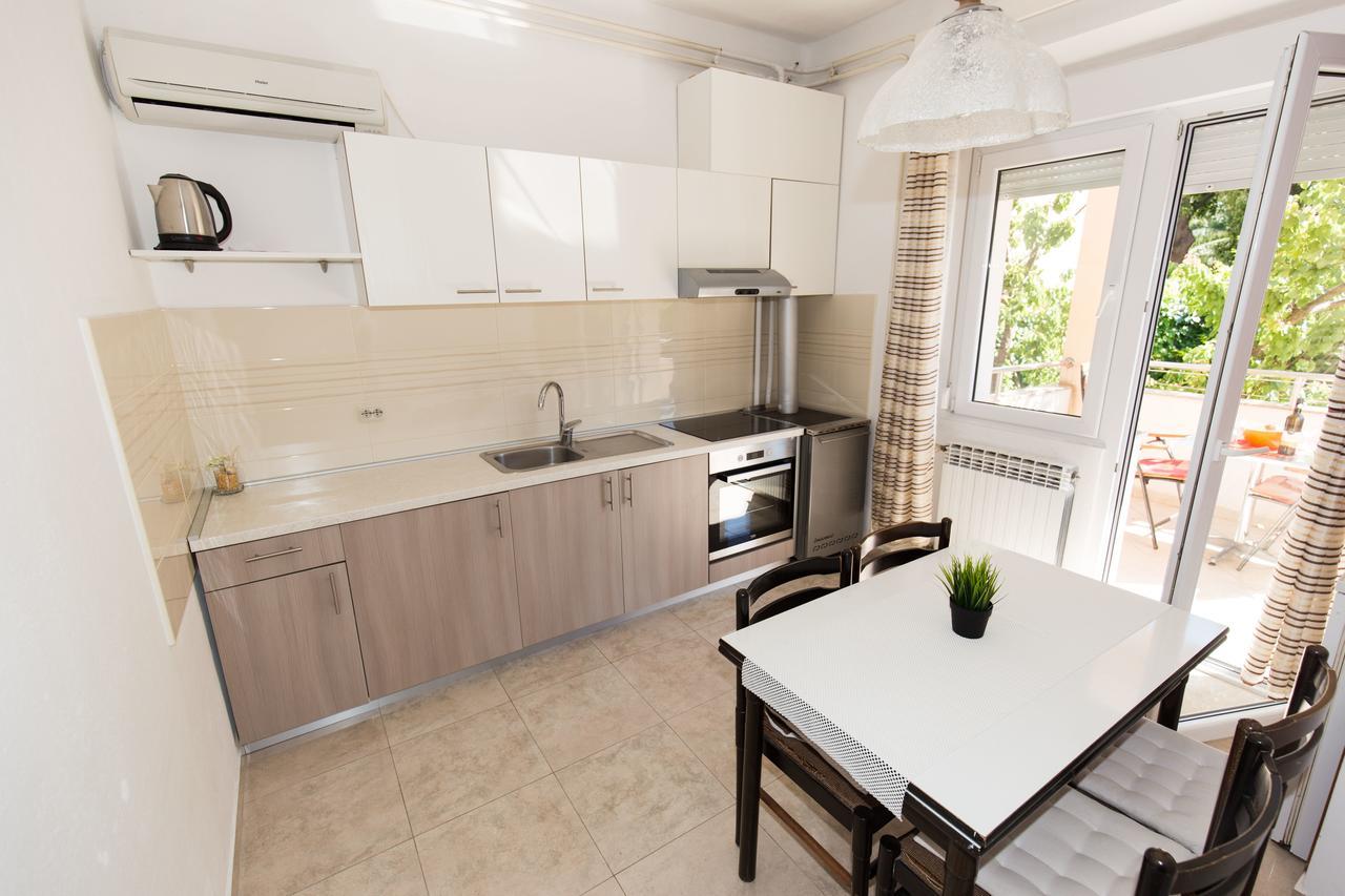 Davorka Apartment *